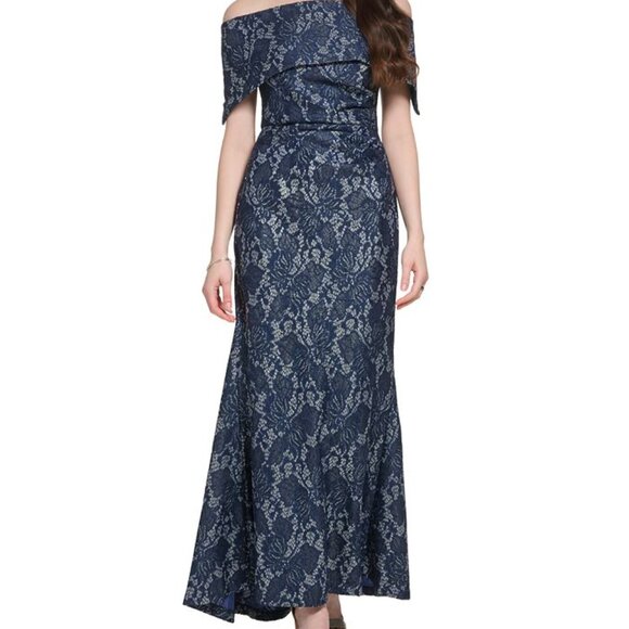 NWT VINCE CAMUTO Women's Off-The-Shoulder Sequin Lace Column Gown - Picture 1 of 4